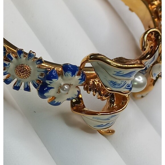 KJL Kenneth Jay Lane Gold/Blue Lily Flower Bracelet - Picture 8 of 9